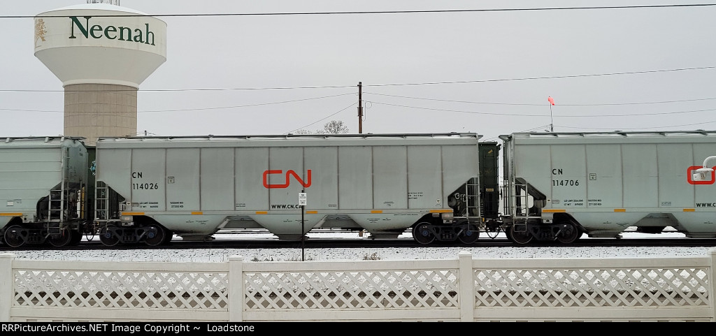 CN 114026